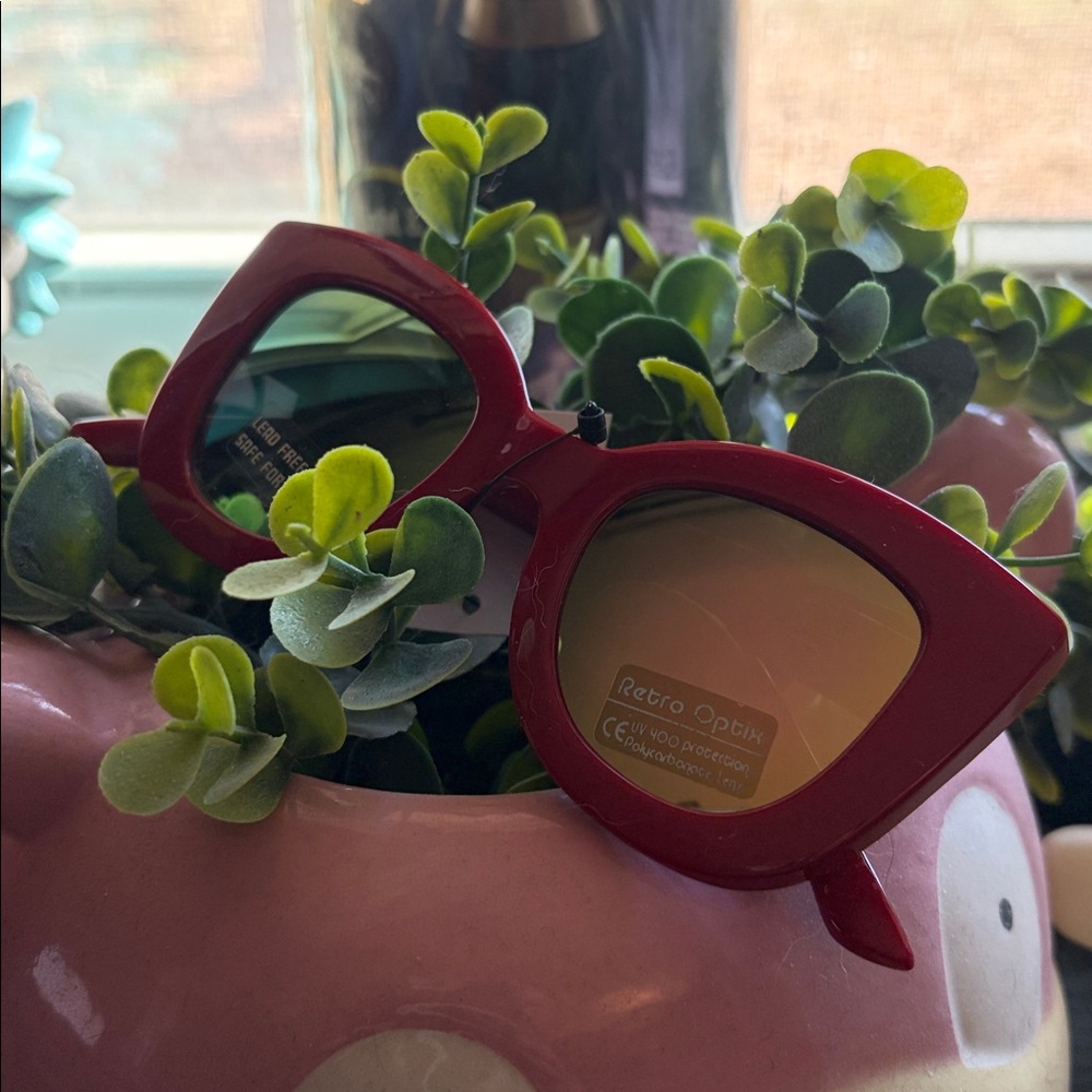 Retro Optik Red Cat-Eye Sunglasses